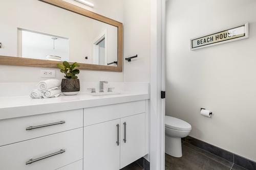 3004 Shaleview Drive, West Kelowna, BC - Indoor Photo Showing Bathroom