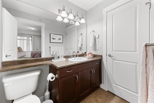 410-3521 Carrington Road, West Kelowna, BC - Indoor Photo Showing Bathroom