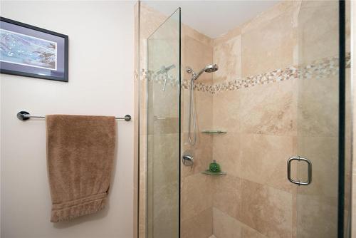 9292 Kokanee Road, Vernon, BC - Indoor Photo Showing Bathroom