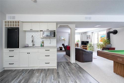 9292 Kokanee Road, Vernon, BC - Indoor Photo Showing Kitchen