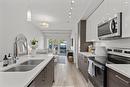 102-191 Hollywood Road, Kelowna, BC  - Indoor Photo Showing Kitchen With Double Sink With Upgraded Kitchen 