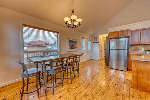 355-6819 Madrid Way, Kelowna, BC - Indoor