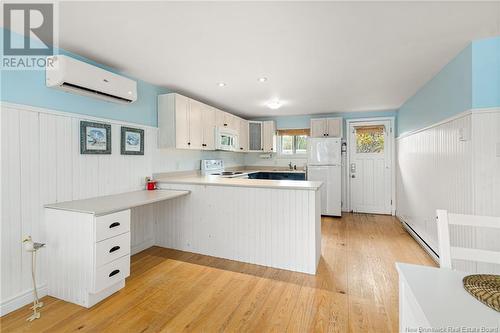 3 Baybreeze Lane, Grand-Barachois, NB - Indoor Photo Showing Kitchen