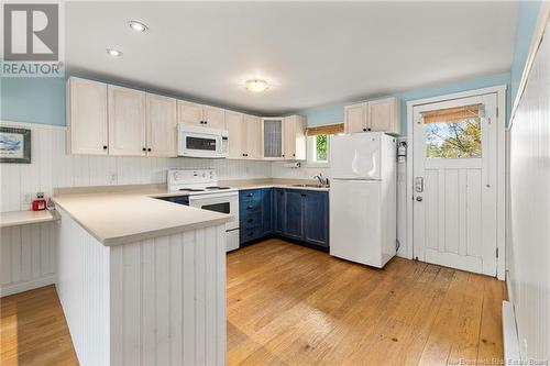 3 Baybreeze Lane, Grand-Barachois, NB - Indoor Photo Showing Kitchen With Double Sink