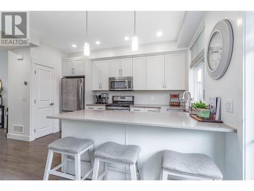 12889 Lake Hill Lane, Lake Country, BC - Indoor Photo Showing Kitchen With Stainless Steel Kitchen With Upgraded Kitchen