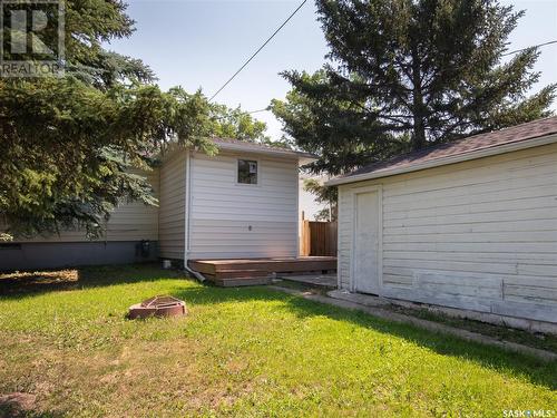 2526 Lindsay Street, Regina, SK - Outdoor With Exterior