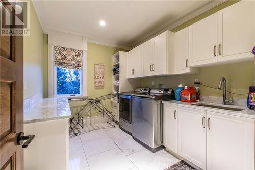 293 Buckingham Drive, Paradise, NL - Indoor Photo Showing Kitchen