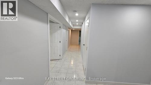 Lower - 627 Aberdeen Avenue N, Vaughan, ON - 