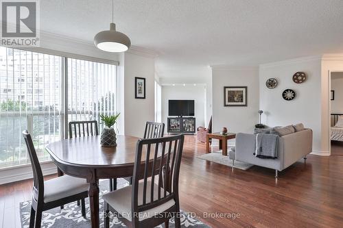 420 - 2267 Lake Shore Boulevard, Toronto, ON - Indoor Photo Showing Dining Room