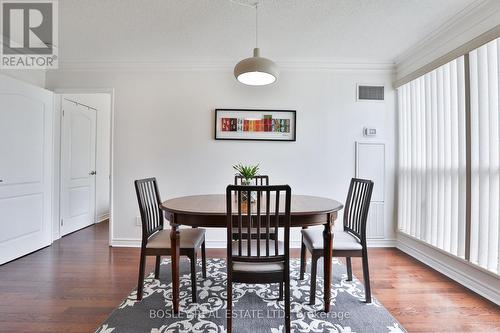 420 - 2267 Lake Shore Boulevard, Toronto, ON - Indoor Photo Showing Dining Room