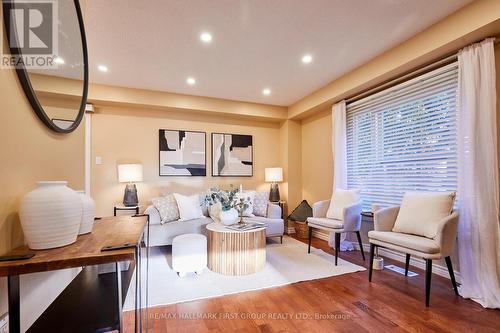 49 Greenfield Crescent, Whitby (Blue Grass Meadows), ON - Indoor Photo Showing Living Room