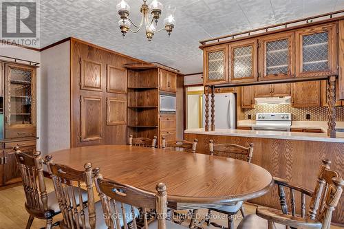 510 County Road 36, Galway-Cavendish And Harvey, ON - Indoor Photo Showing Dining Room