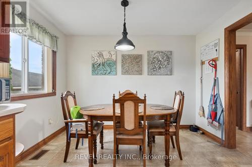 126 Colbeck Drive, Welland, ON - Indoor Photo Showing Dining Room