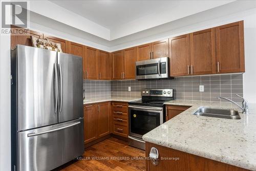 4444 Saw Mill Drive, Niagara Falls, ON - Indoor Photo Showing Kitchen With Stainless Steel Kitchen With Double Sink