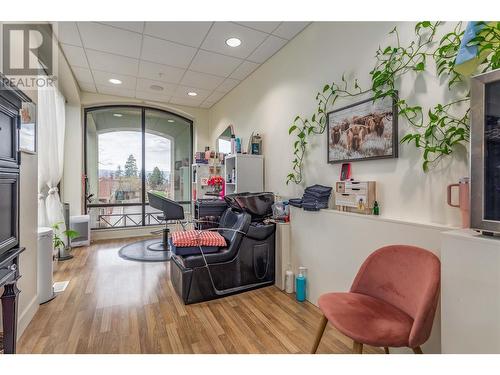 4433 Gordon Drive Unit# 117, Kelowna, BC - Indoor