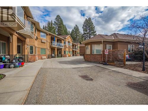 4433 Gordon Drive Unit# 117, Kelowna, BC - Outdoor