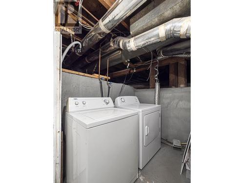 1633 10Th Avenue, Prince George, BC - Indoor Photo Showing Laundry Room