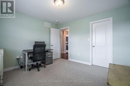 97 Chartwell Circle, Hamilton, ON - Indoor Photo Showing Other Room