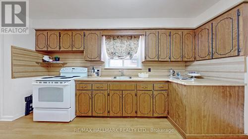 41 A Algoma Street, Toronto, ON - Indoor Photo Showing Kitchen