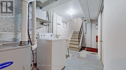 41 A Algoma Street, Toronto, ON - Indoor Photo Showing Laundry Room