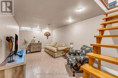 289 Paliser Crescent S, Richmond Hill, ON - Indoor