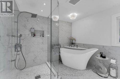 289 Paliser Crescent S, Richmond Hill, ON - Indoor Photo Showing Bathroom