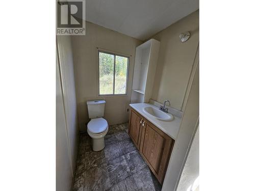 1855 Purser Creek Road, Quesnel, BC - Indoor Photo Showing Bathroom