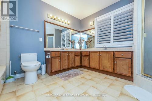 94 Samac Trail, Oshawa, ON - Indoor Photo Showing Bathroom