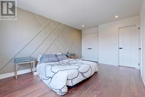 718 Peter Hall Drive, Newmarket, ON - Indoor Photo Showing Bedroom