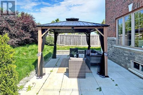 718 Peter Hall Drive, Newmarket, ON - Outdoor With Deck Patio Veranda