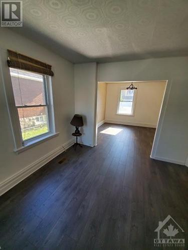 321 Parkdale Avenue, Ottawa, ON - Indoor Photo Showing Other Room