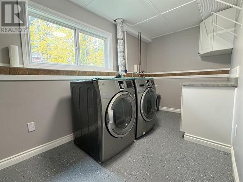 115 Wolverine Avenue, Tumbler Ridge, BC - Indoor Photo Showing Laundry Room