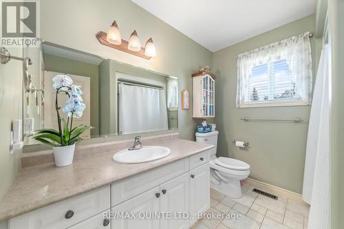 119 Bay Breeze Street, Prince Edward County (Ameliasburgh), ON - Indoor Photo Showing Bathroom