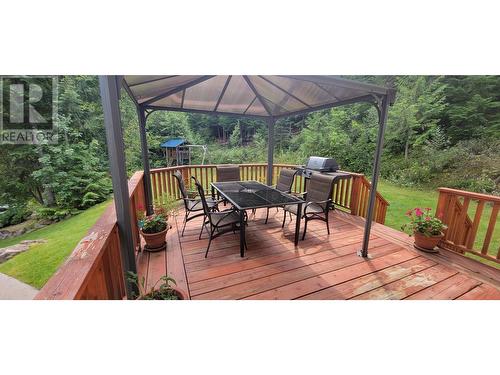 8201 Red Mountain Road, Silverton, BC - Outdoor With Deck Patio Veranda With Exterior