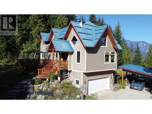 8201 Red Mountain Road, Silverton, BC - Outdoor