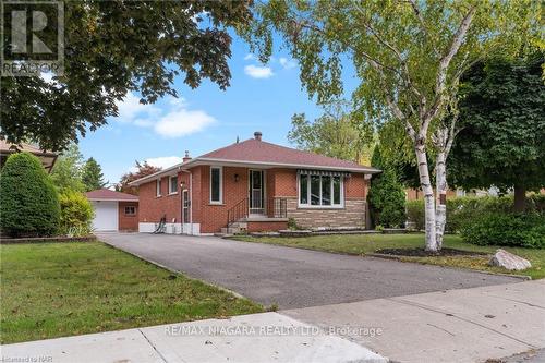 131 Manning Avenue, Hamilton, ON - Outdoor With Facade