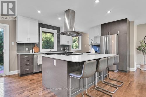 2314 Ridgecrest Place, Ottawa, ON - Indoor Photo Showing Kitchen With Upgraded Kitchen