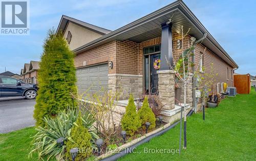 75 Farmington Crescent, Belleville, ON - Outdoor