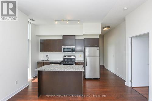 2202 - 365 Prince Of Wales Drive, Mississauga, ON - Indoor Photo Showing Kitchen With Stainless Steel Kitchen