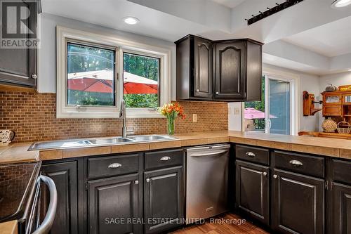 465 County Road 24, Kawartha Lakes, ON - Indoor Photo Showing Kitchen With Double Sink