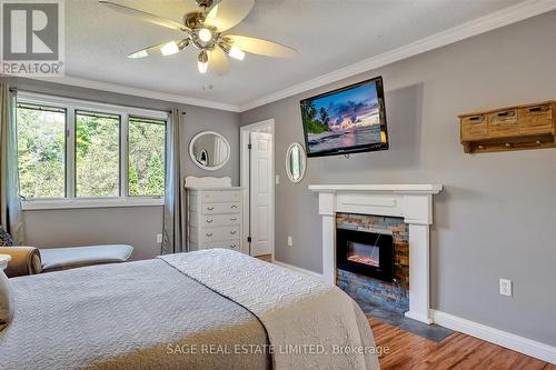 465 County Road 24, Kawartha Lakes, ON - Indoor Photo Showing Bedroom