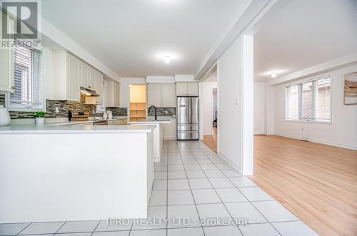 57 Michaelis Street, New Tecumseth, ON - Indoor Photo Showing Kitchen