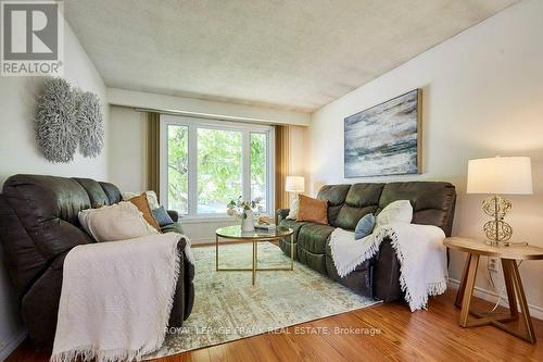 759 Northwood Drive, Cobourg, ON - Indoor Photo Showing Living Room