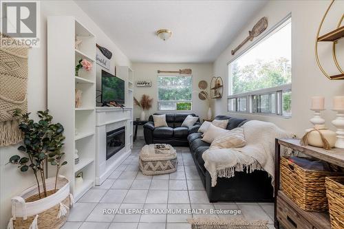 749 River Road E, Wasaga Beach, ON - Indoor Photo Showing Living Room With Fireplace