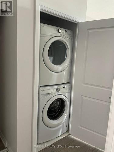 808 - 9560 Markham Road, Markham, ON - Indoor Photo Showing Laundry Room