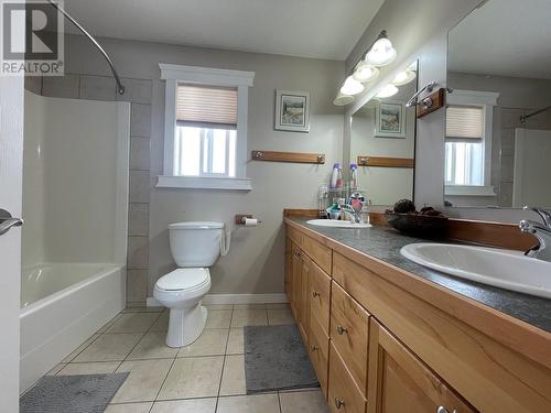 5008 46 Street, Fort Nelson, BC - Indoor Photo Showing Bathroom