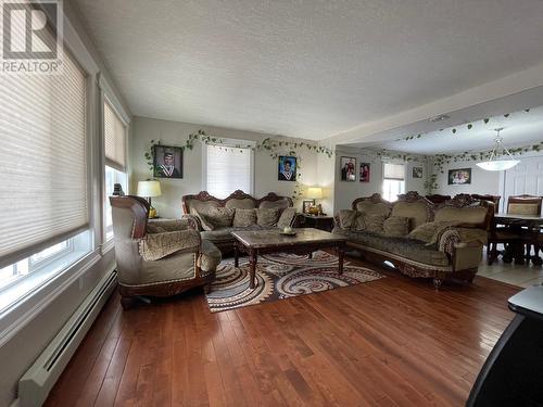 5008 46 Street, Fort Nelson, BC - Indoor Photo Showing Living Room