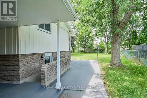 3271 Corry Crescent, Niagara Falls, ON - Outdoor