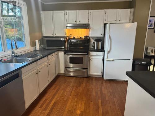 2611 Alpine Drive, Elkford, BC - Indoor Photo Showing Kitchen With Double Sink