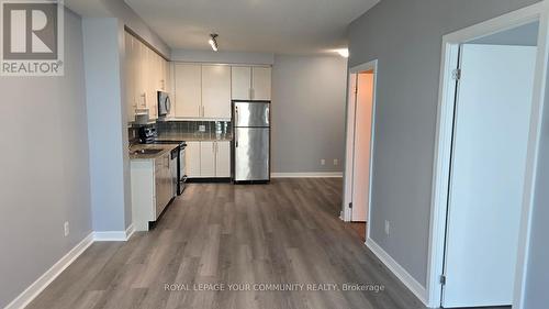 3713 - 33 Bay Street, Toronto, ON - Indoor Photo Showing Kitchen